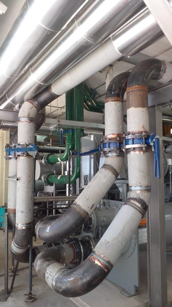 Rede hidráulica de água gelada. chillers